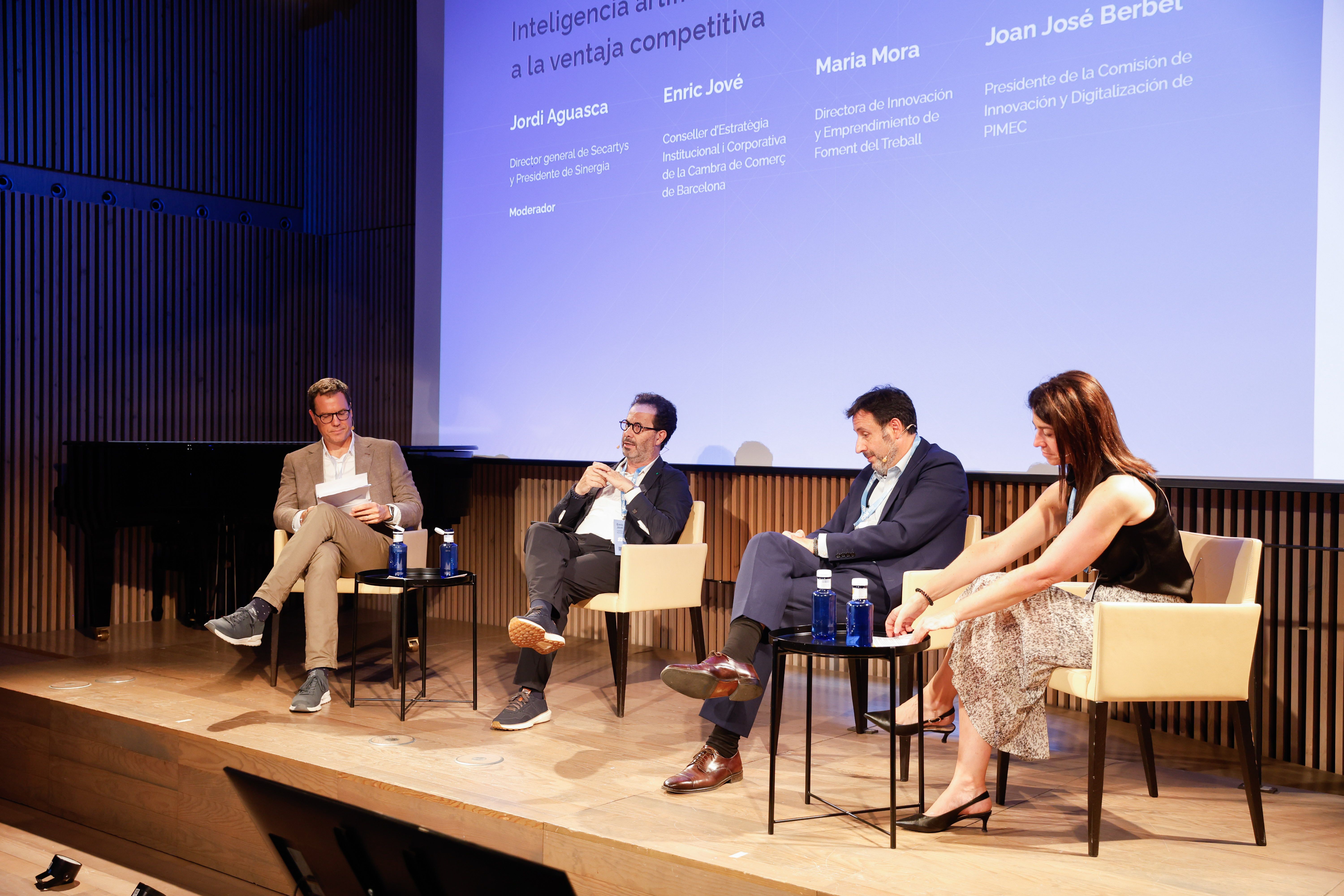 Jordi Aguasca (Secartys), Enric Jové (Cambra de Barcelona), Joan José Berbel (Pimec) i Maria Mora (Foment) durant el Secartys Day 2026 | Cedida
