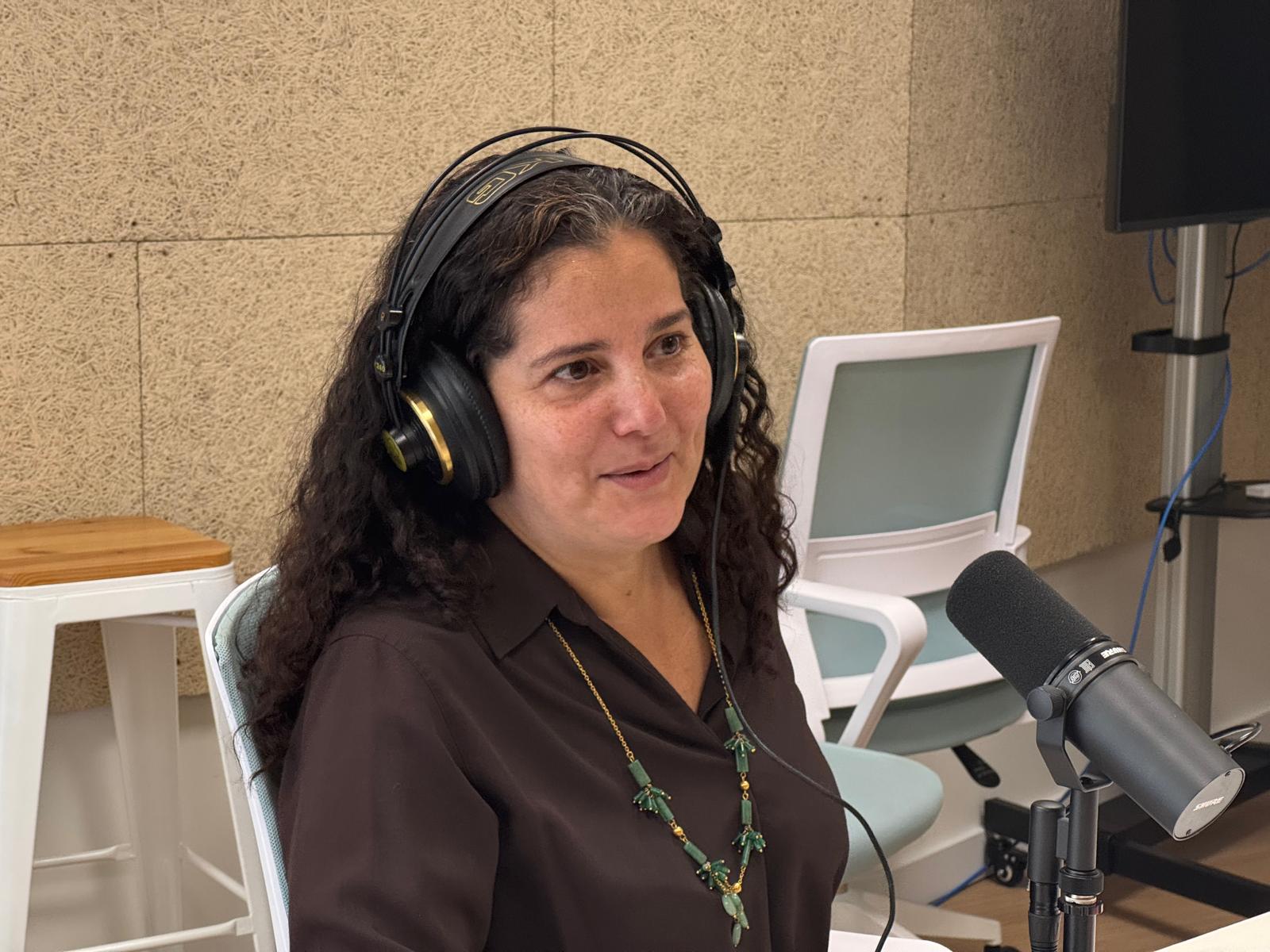 Mónica Rodríguez de la Vega, cofundadora i CEO de Manina Medtech, durant l'enregistrament d''Històries d'Èxit' | Txell Ferré