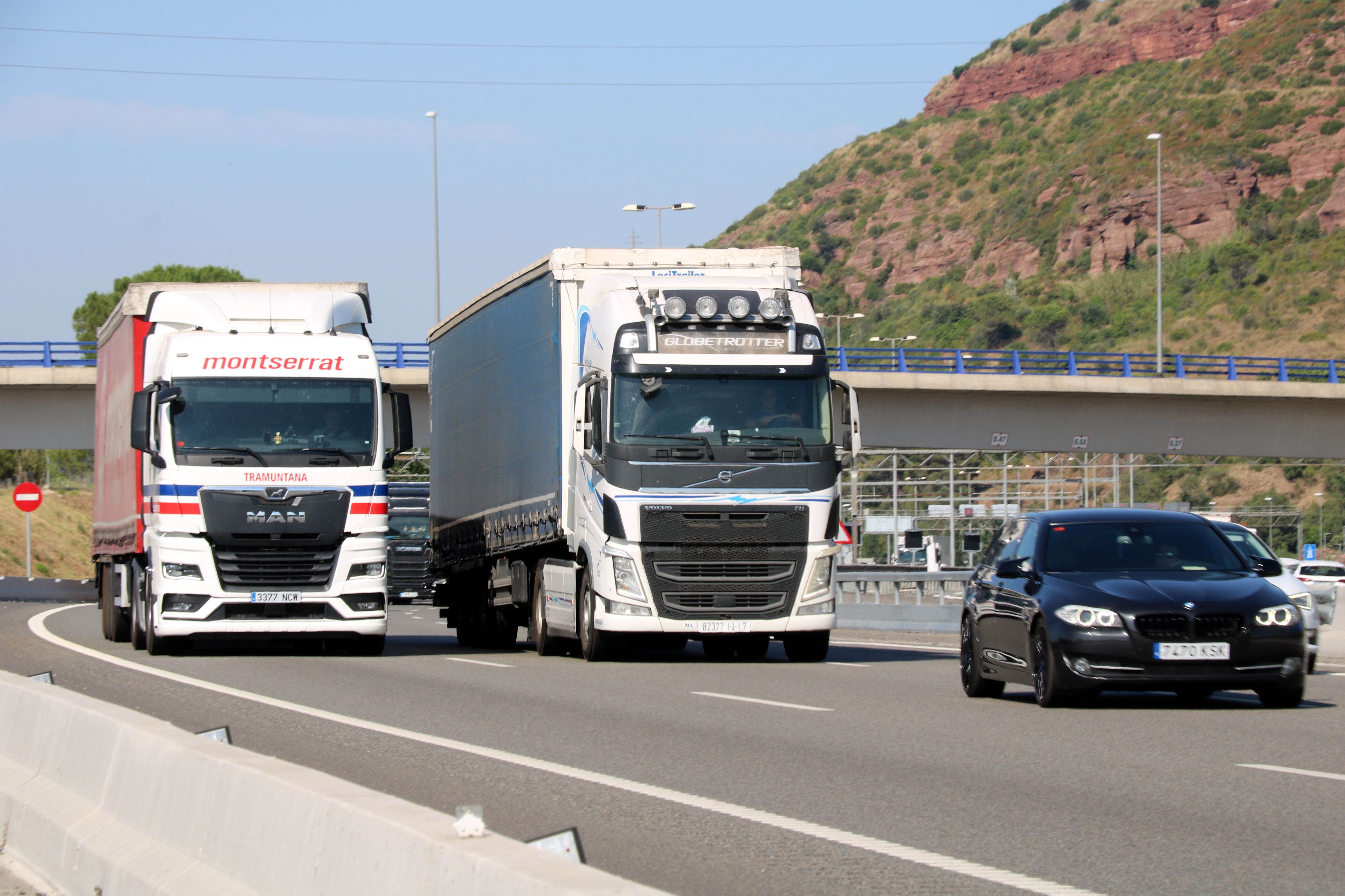 Dos camions i un cotxe a l'AP-7 | Àlex Recolons (ACN)