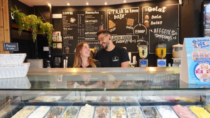 La companyia disposa de botiga en línia pròpia i reparteix a domicili a través de Glovo i Uber Eats La companyia disposa de botiga en línia pròpia i reparteix a domicili a través de Glovo i Uber Eats