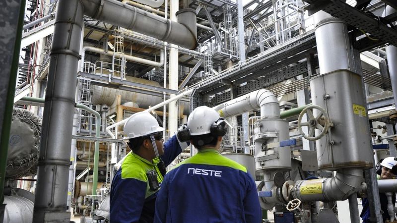 Un hito del que están orgullosos se produjo en 1996, cuando patentaron NEXBTL, una innovación tecnológica que les permitió iniciar la producción de diésel 100% renovable | Neste Un hito del que están orgullosos se produjo en 1996, cuando patentaron NEXBTL, una innovación tecnológica que les permitió iniciar la producción de diésel 100% renovable | Neste