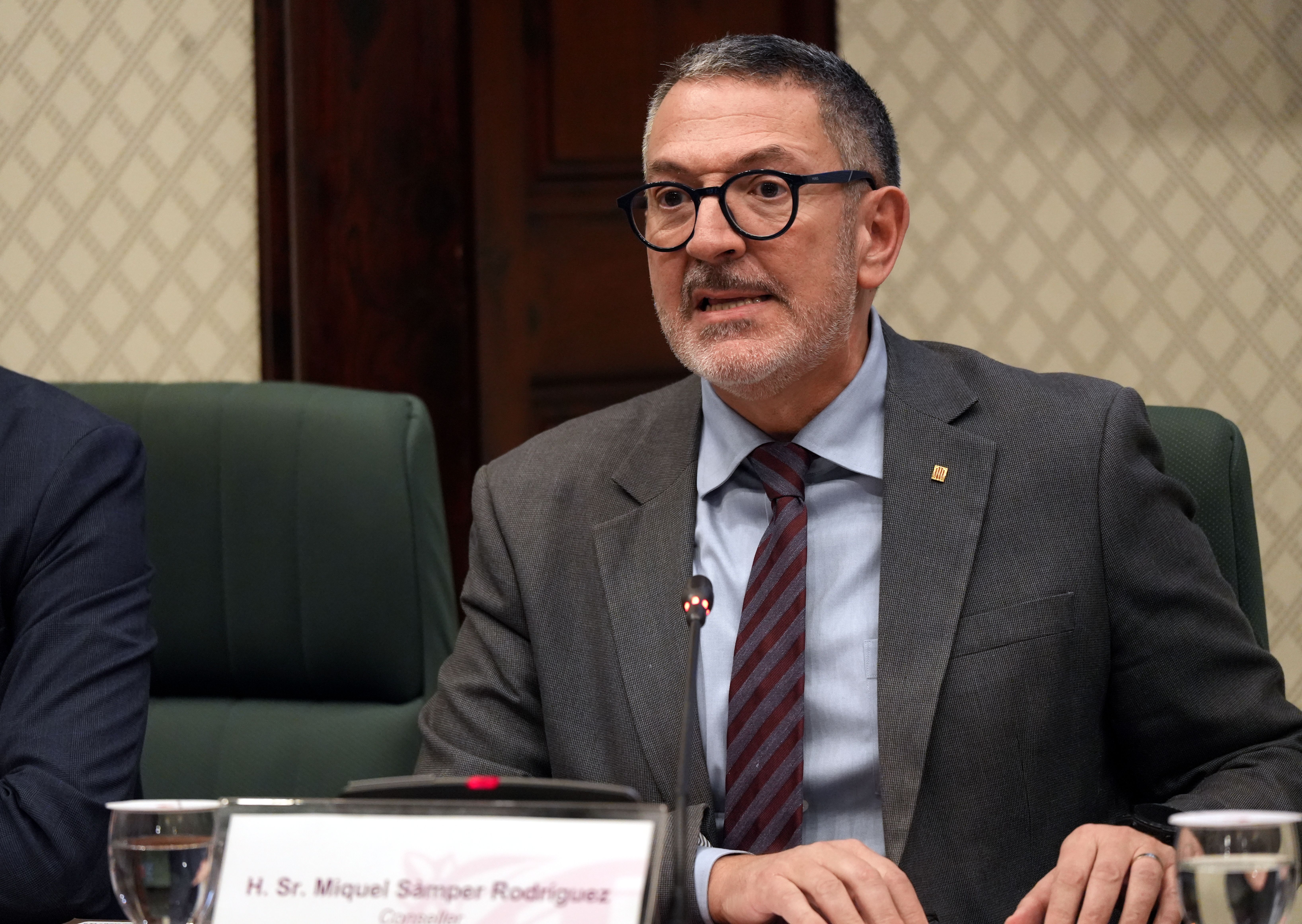 El conseller d'Empresa i Treball, Miquel Sàmper, explica el pressupost per al 2026 per al Departament en la Comissió d'Empresa i Treball del Parlament | Nazaret Romero (ACN)