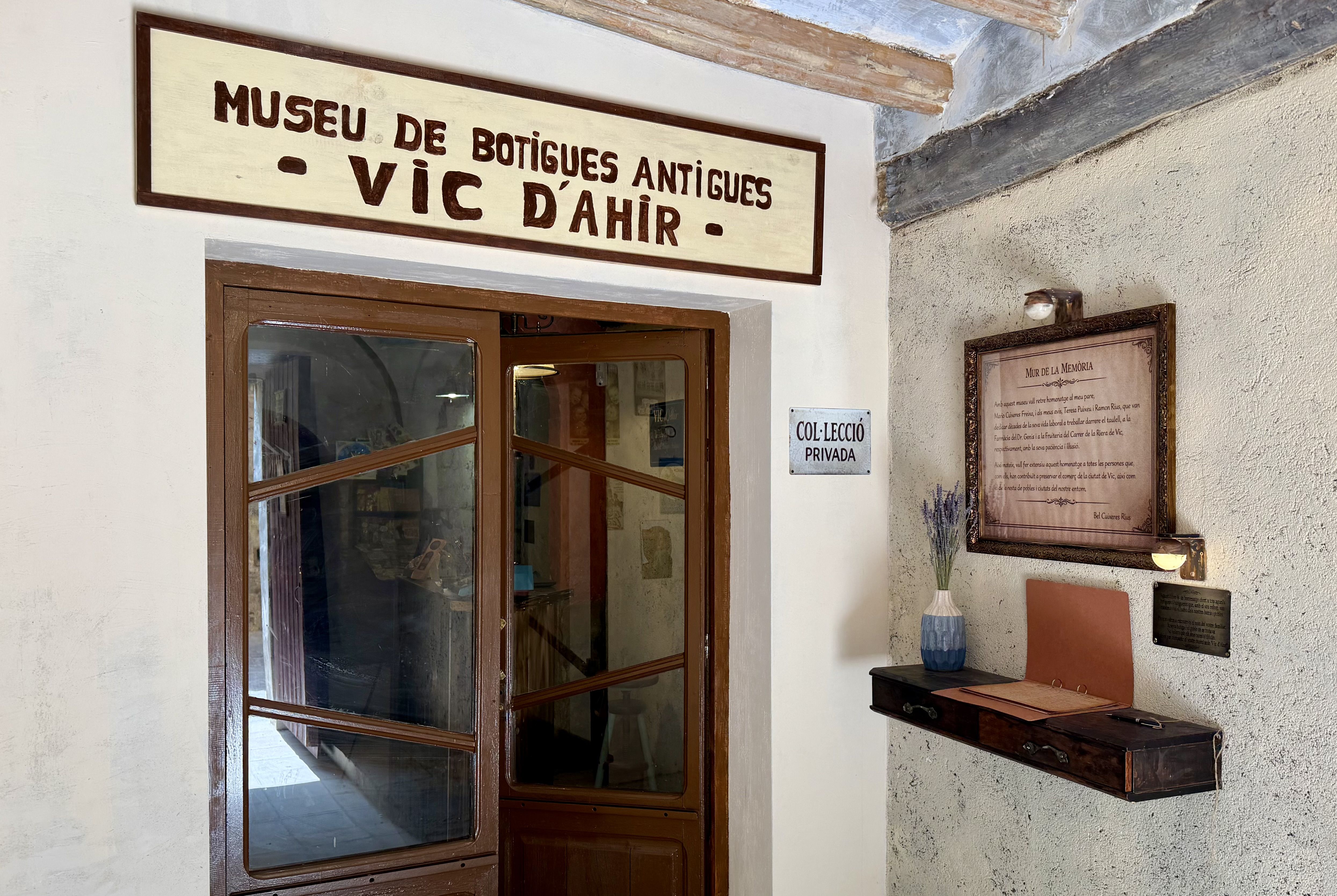 Entrada al Museu de Botigues Antigues, Vic d'Ahir, situat al Call Nou | Laura Busquets (ACN)