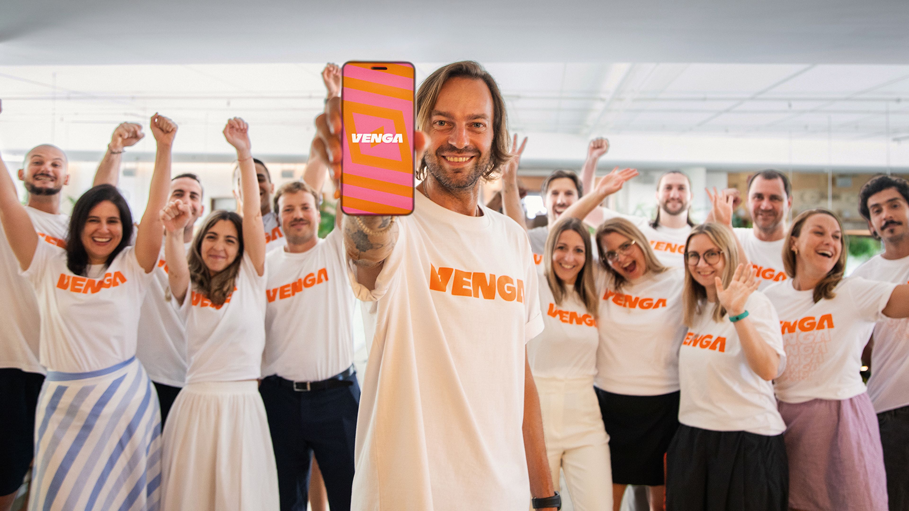 Michael Stroev, fundador de Venga, i diversos treballadors de la companyia | Cedida