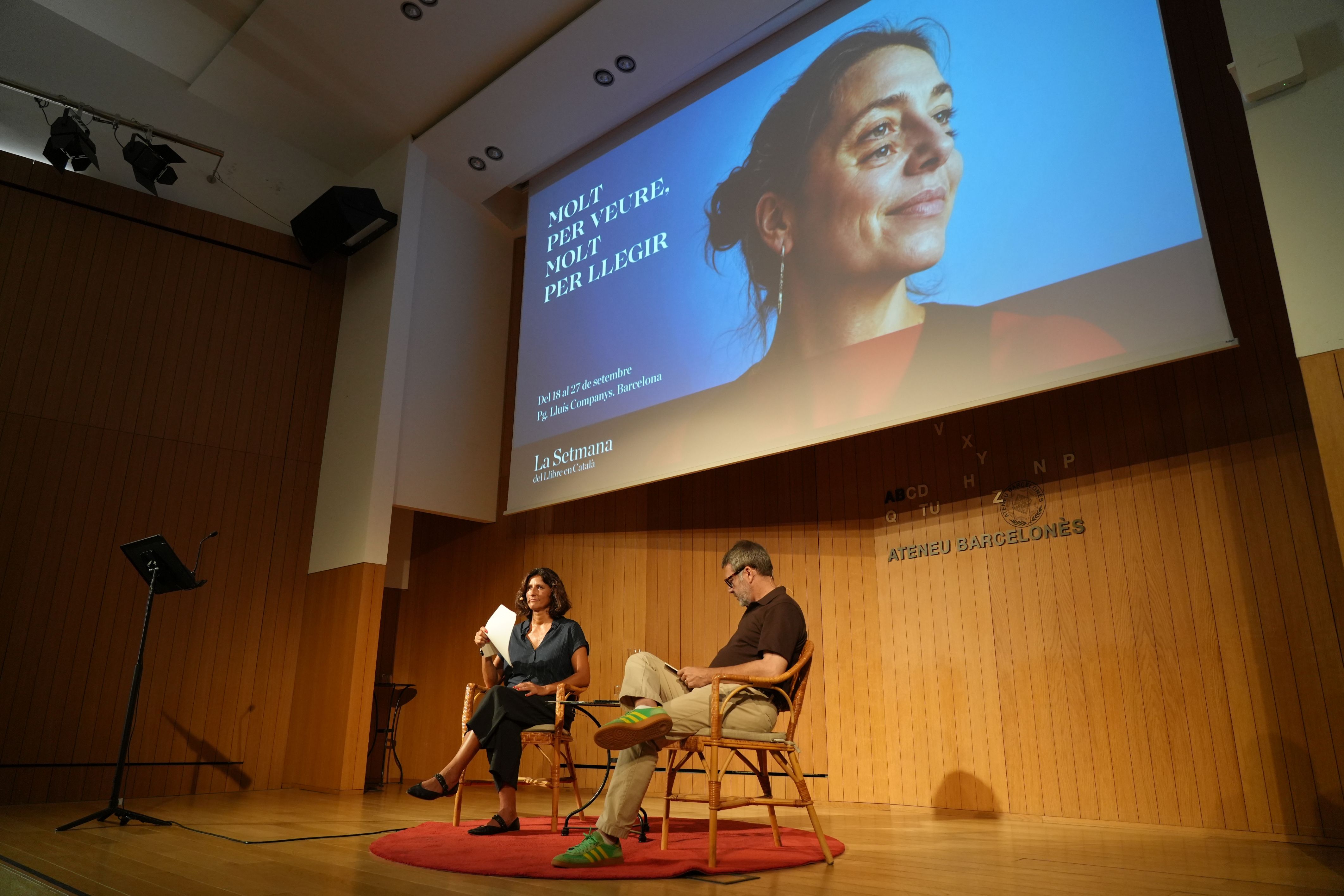 La presentació de La Setmana del Llibre en Català a l'Ateneu Barcelonès | Eli Don i Pere Francesch (ACN)