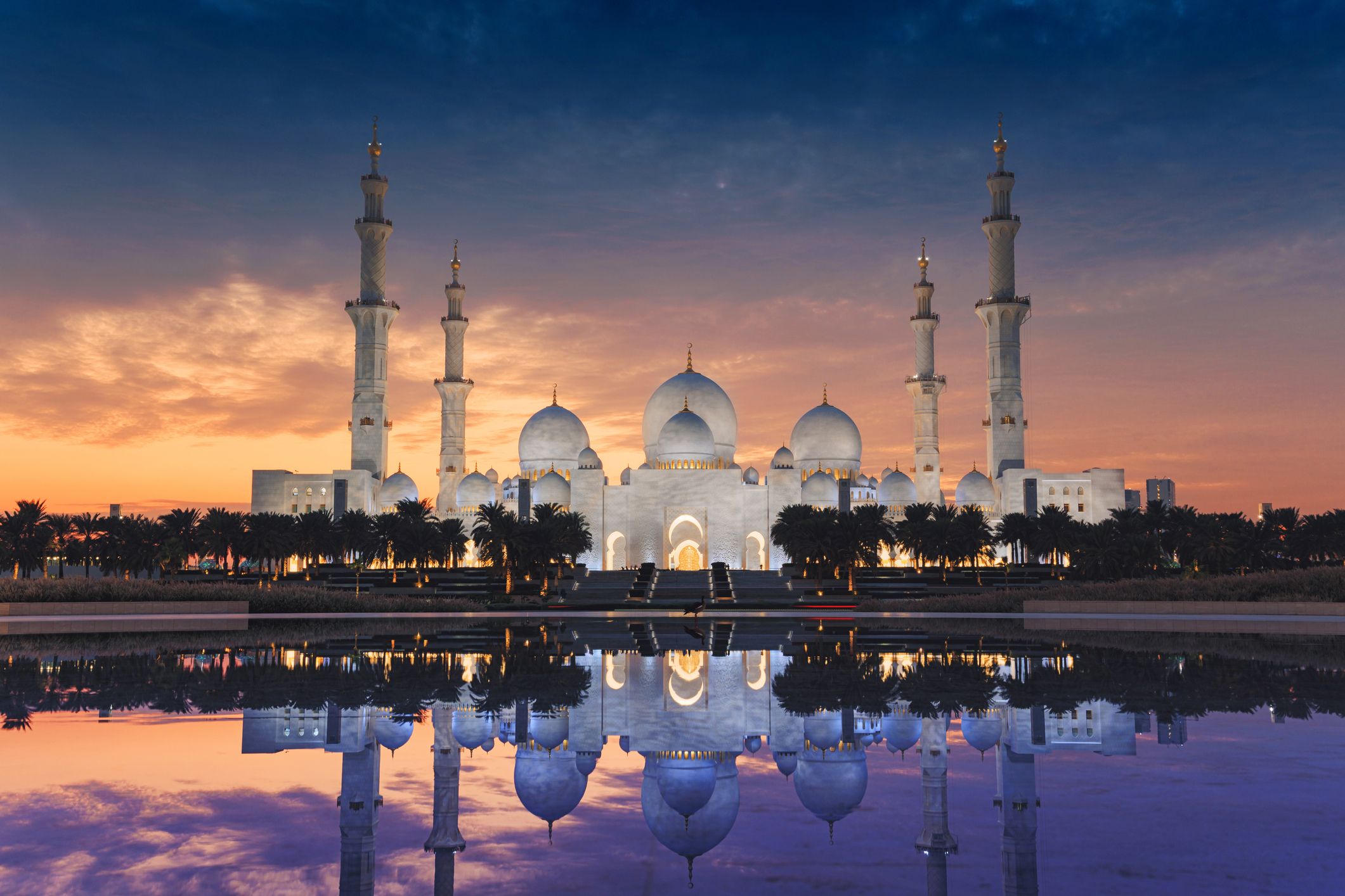 La mesquita del xeic Zayed és la més gran dels Emirats Àrabs Units | iStock 