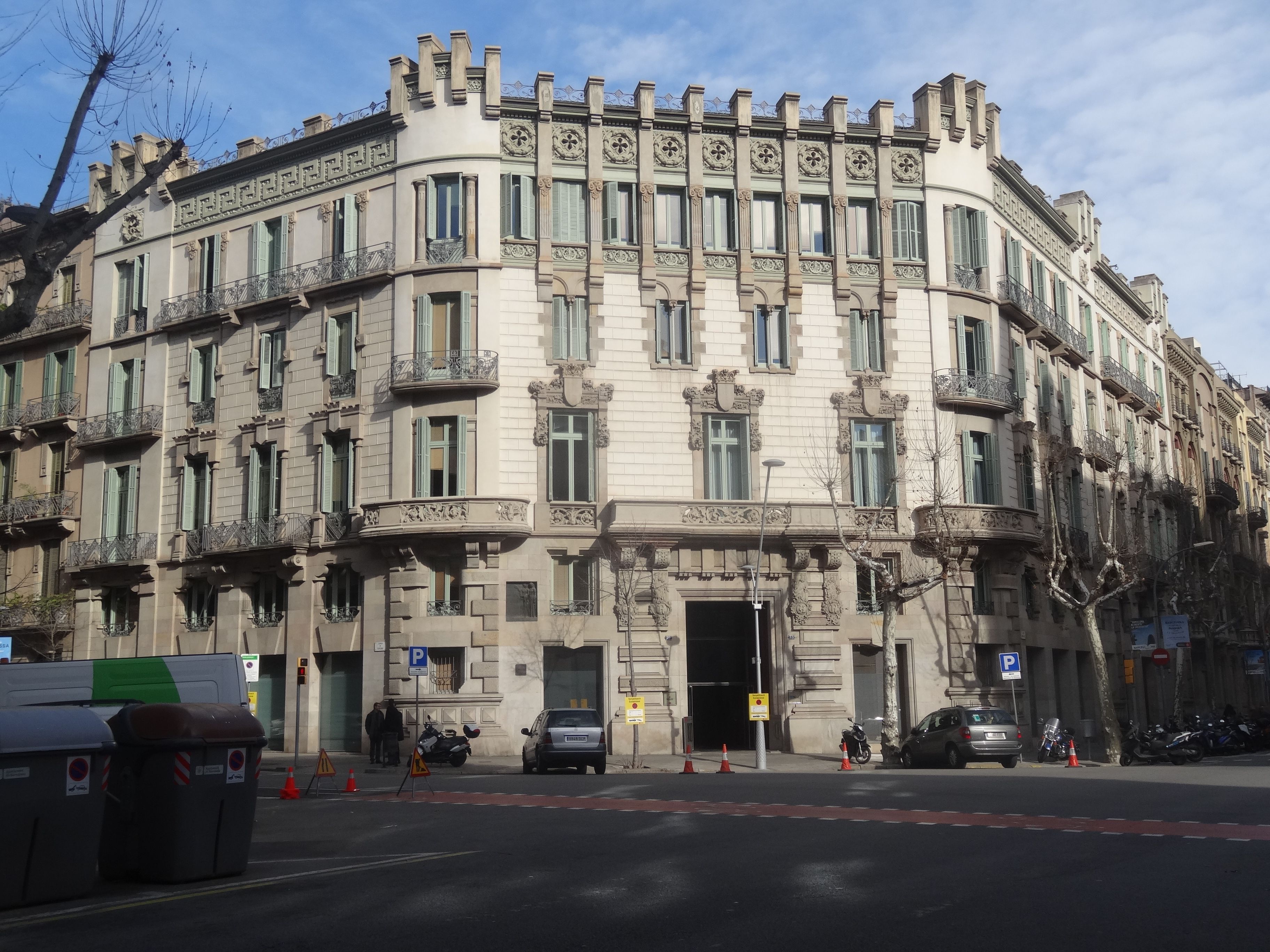 La Casa Antoni Roger, seu de l'Escola d'Administració Pública de Catalunya | Viquipèdia La Casa Antoni Roger, seu de l'Escola d'Administració Pública de Catalunya | Viquipèdia