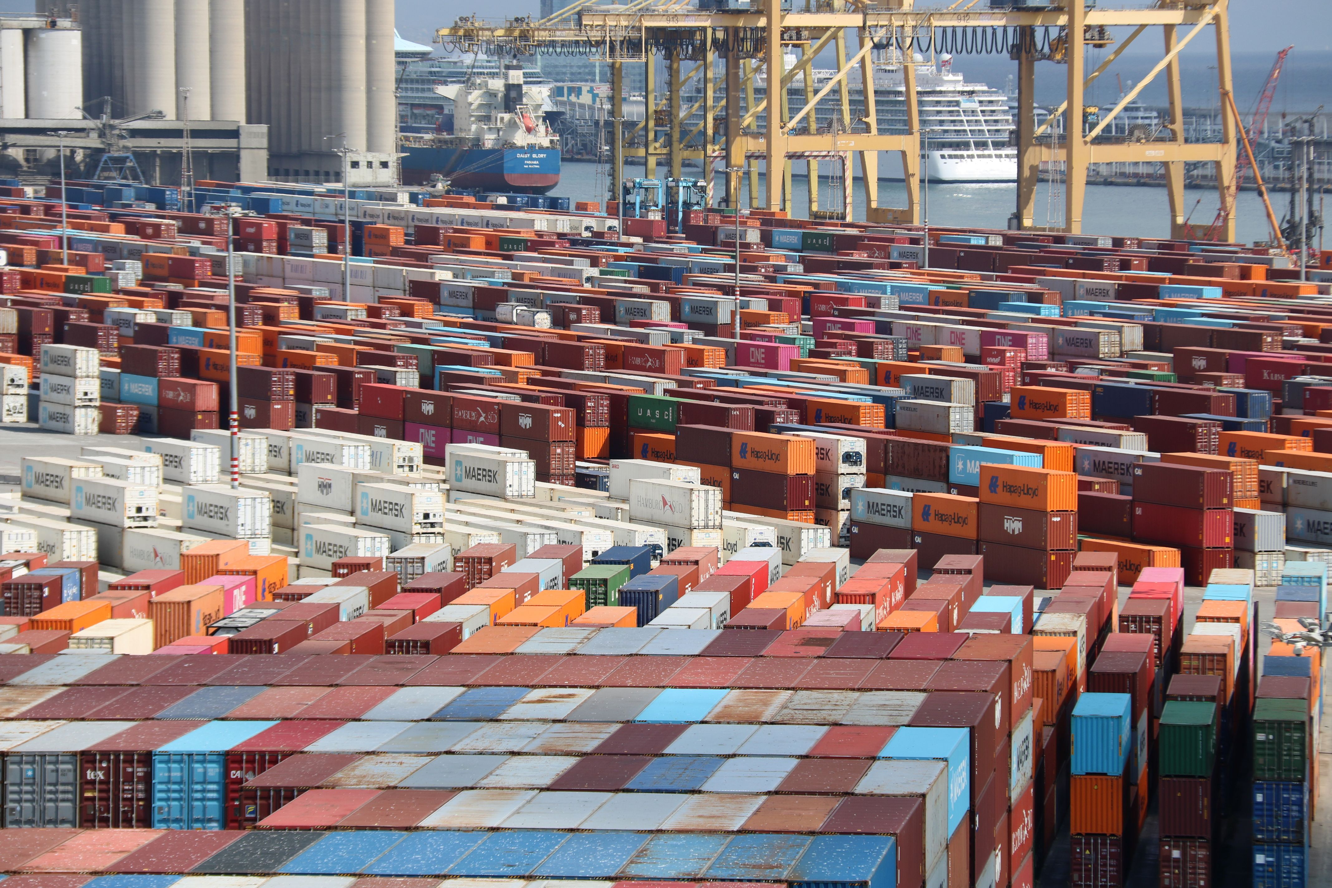 Contenidors i mercaderies al port de Barcelona | Andrea Salazar (ACN)