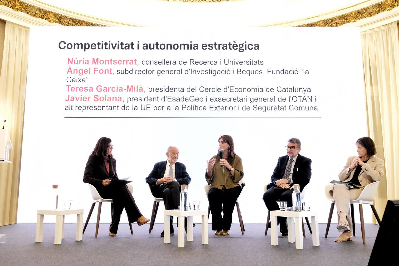 Una de les taules rodones de l'acte de presentació del programa PILOT | Cedida