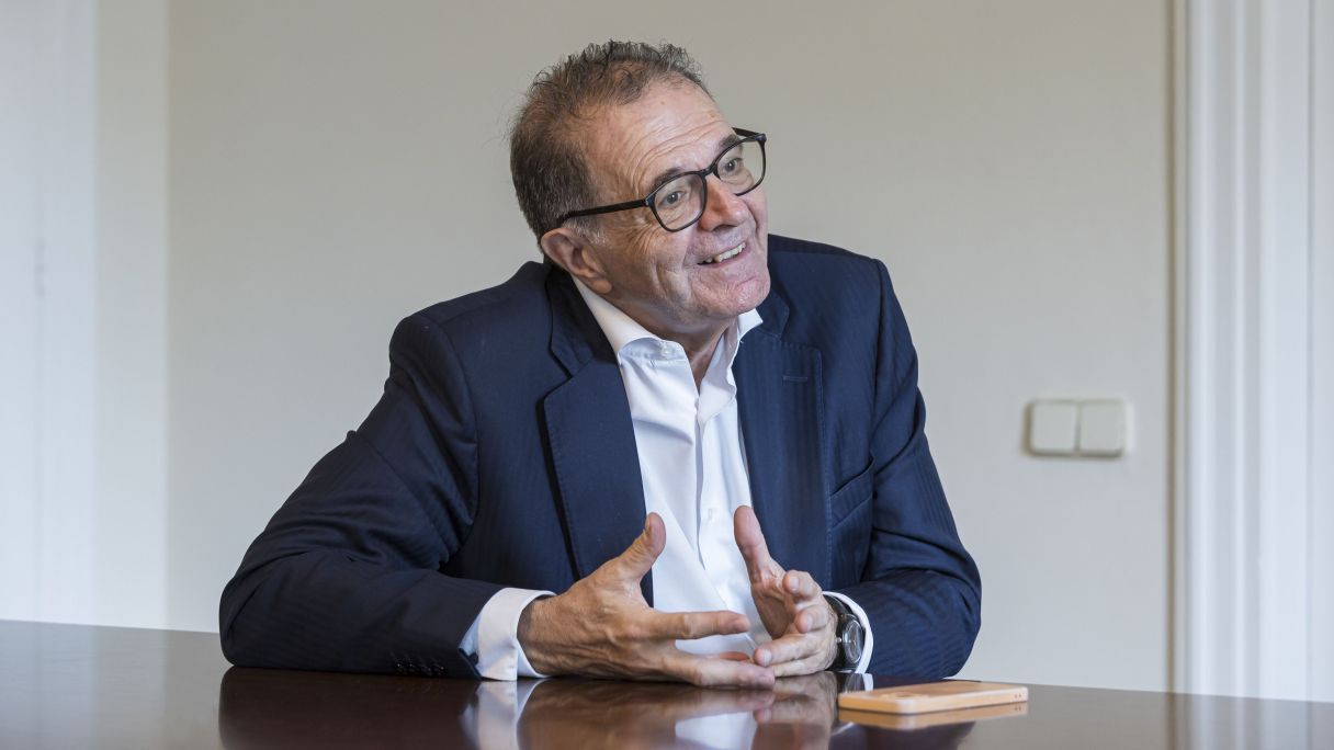 Alberich considera complicades les fusions transfrontereres als sectors estratègics actualment | Marc Llibre Roig Alberich considera complicades les fusions transfrontereres als sectors estratègics actualment | Marc Llibre Roig