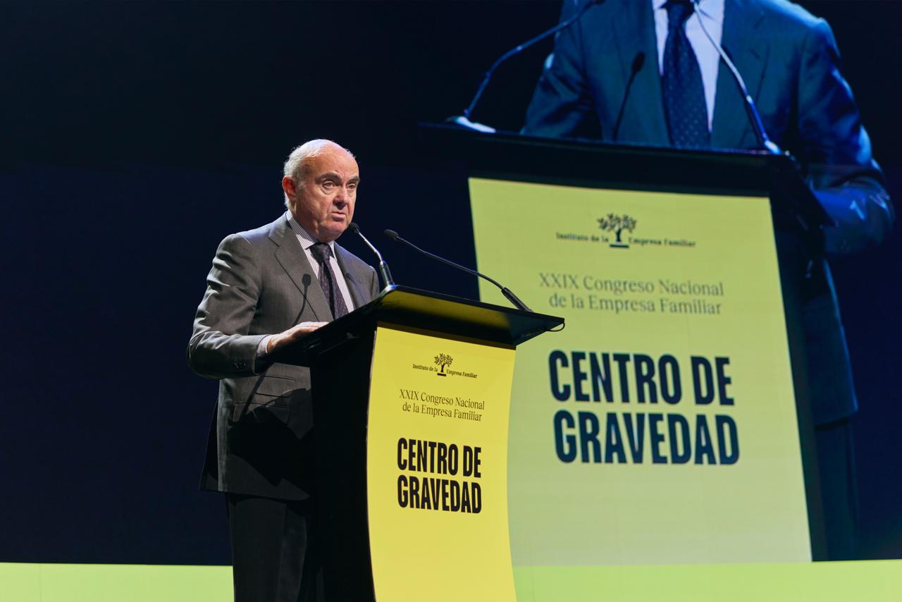 L'exvicepresident del Banc Central Europeu (BCE) i exministre espanyol d'Economia i Competitivitat, Luis de Guindos, durant la clausura del XXIX Congrés Nacional de l'Institut d'Empresa Familiar | Cedida