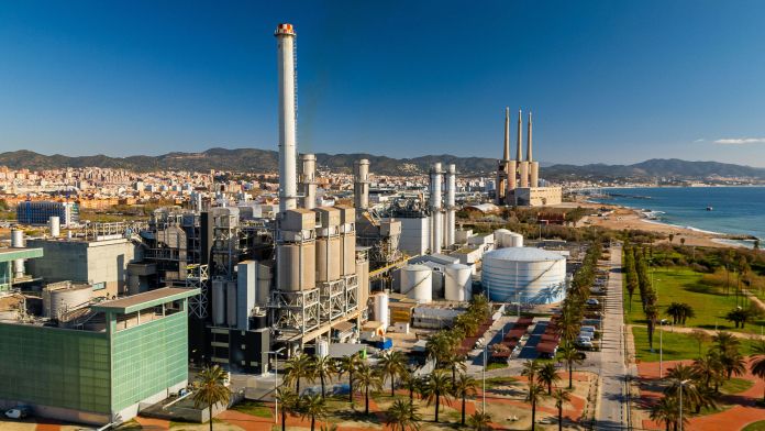 Catalunya té indústria, salut, alimentació, química, consum, serveis professionals i tecnologia aplicada | iStock Catalunya té indústria, salut, alimentació, química, consum, serveis professionals i tecnologia aplicada | iStock