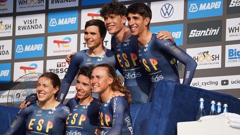 Diversos ciclistes de l'equip espanyol durant el Mundial 2025, celebrat a Ruanda | RFEC Diversos ciclistes de l'equip espanyol durant el Mundial 2025, celebrat a Ruanda | RFEC
