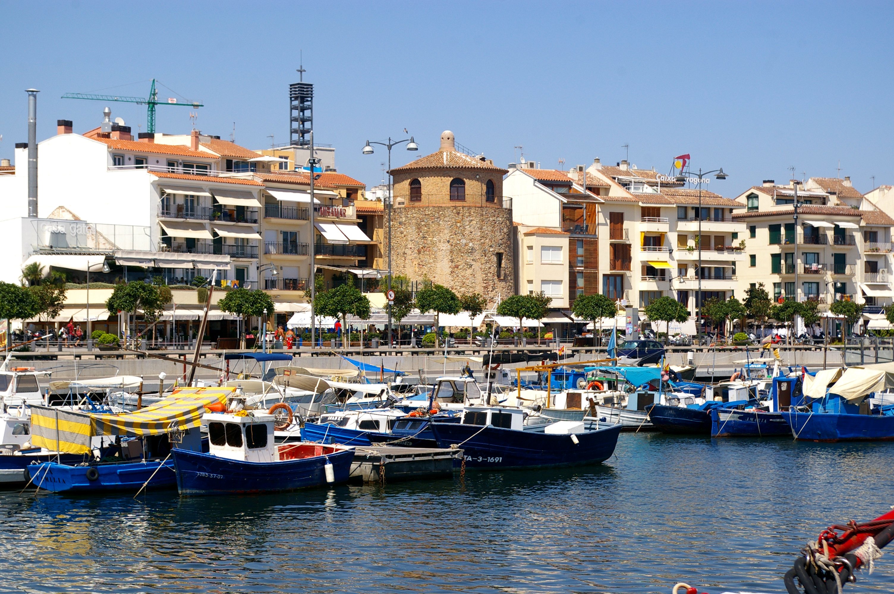 El port pesquer i esportiu de Cambrils El port pesquer i esportiu de Cambrils