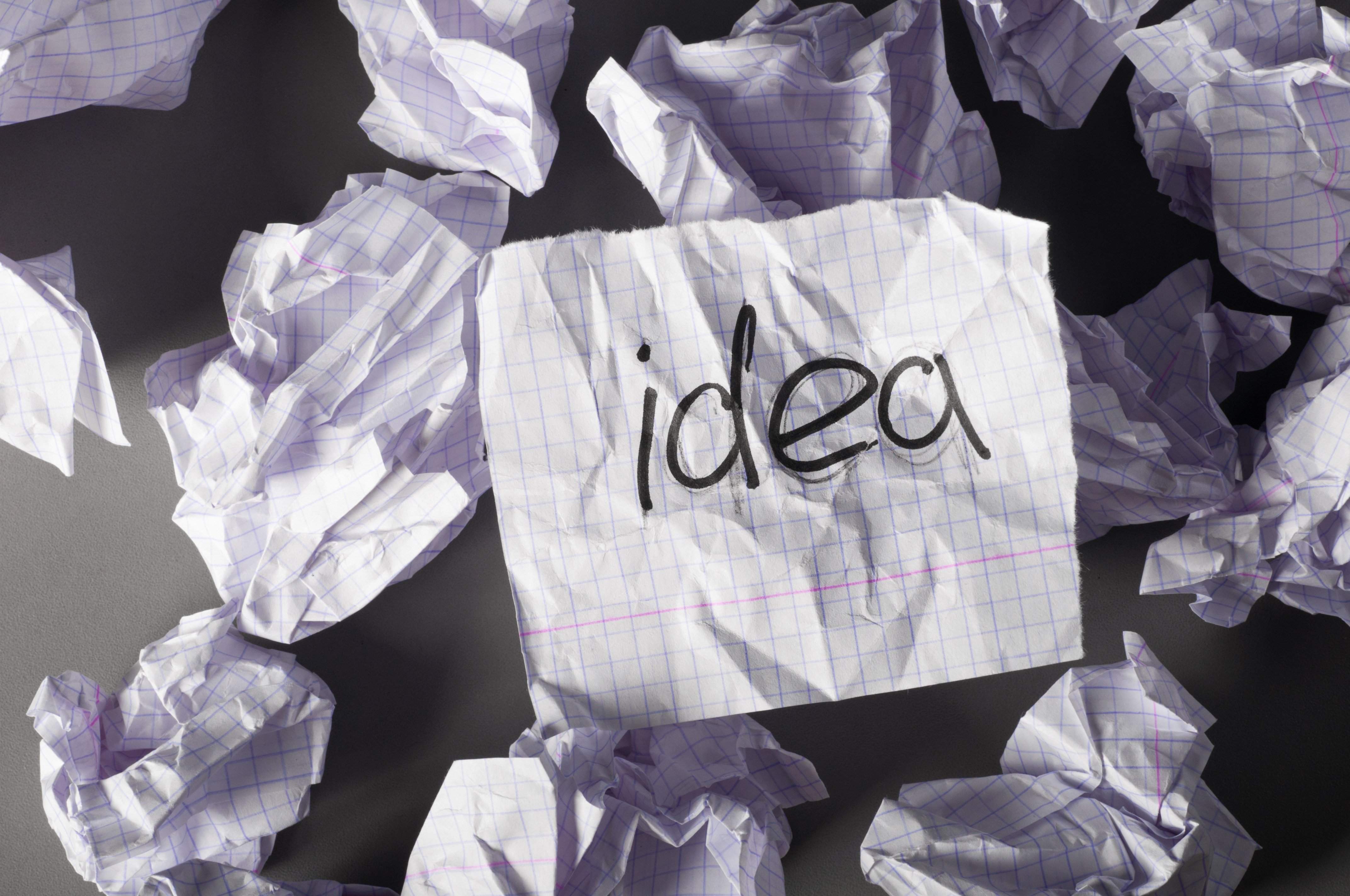 El brainstorming se basa en la generación libre de ideas El brainstorming se basa en la generación libre de ideas
