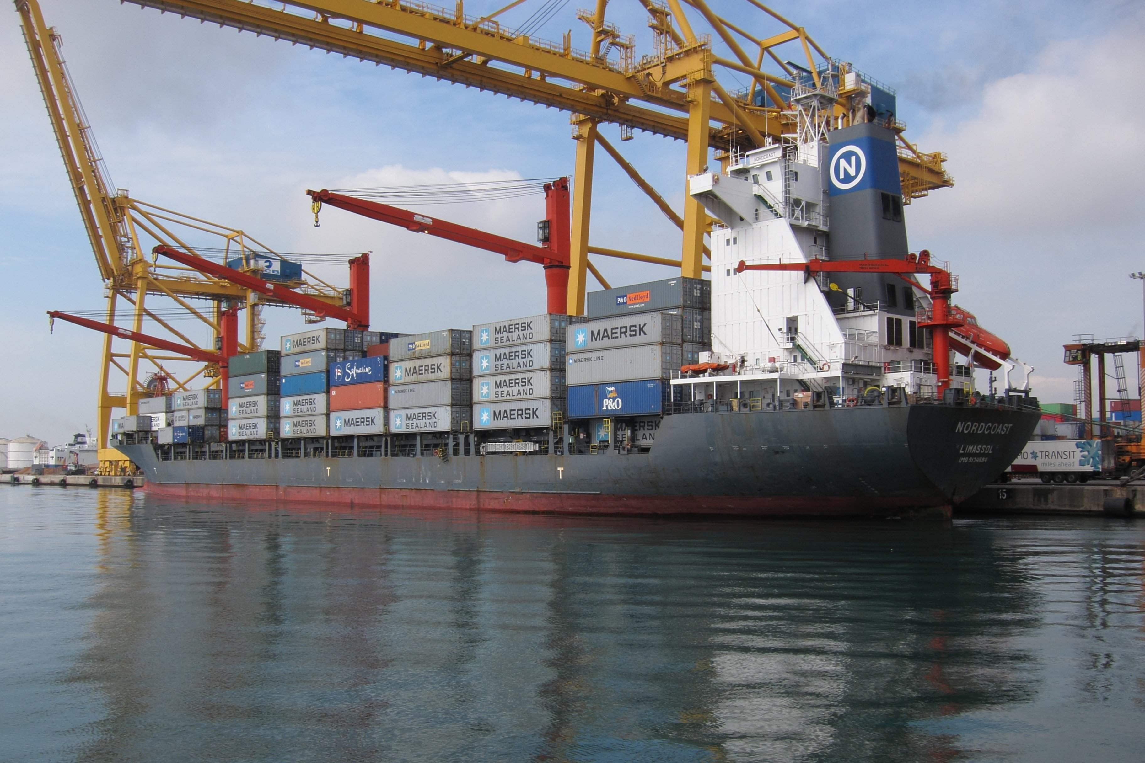 Creix el tràfic de contenidors del Port de Barcelona