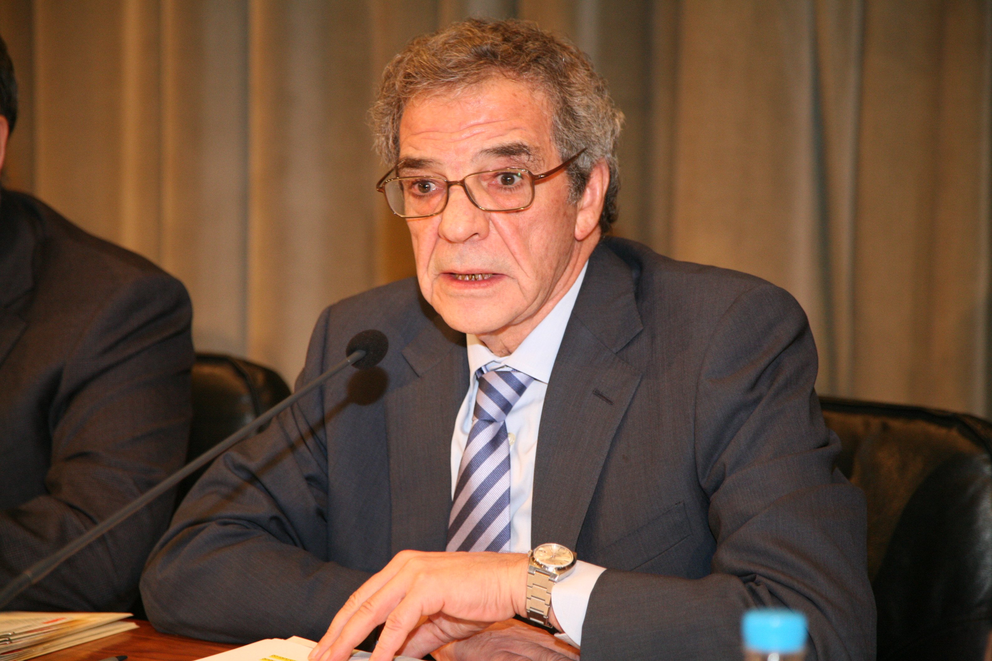 César Alierta ha mort a Saragossa als 78 anys per problemes respiratoris César Alierta ha mort a Saragossa als 78 anys per problemes respiratoris