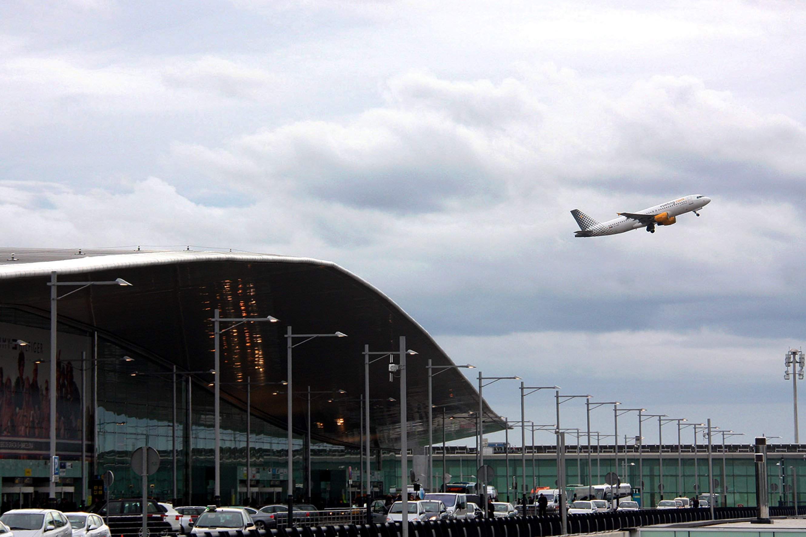 Un avió a l'Aeroport de Barcelona
