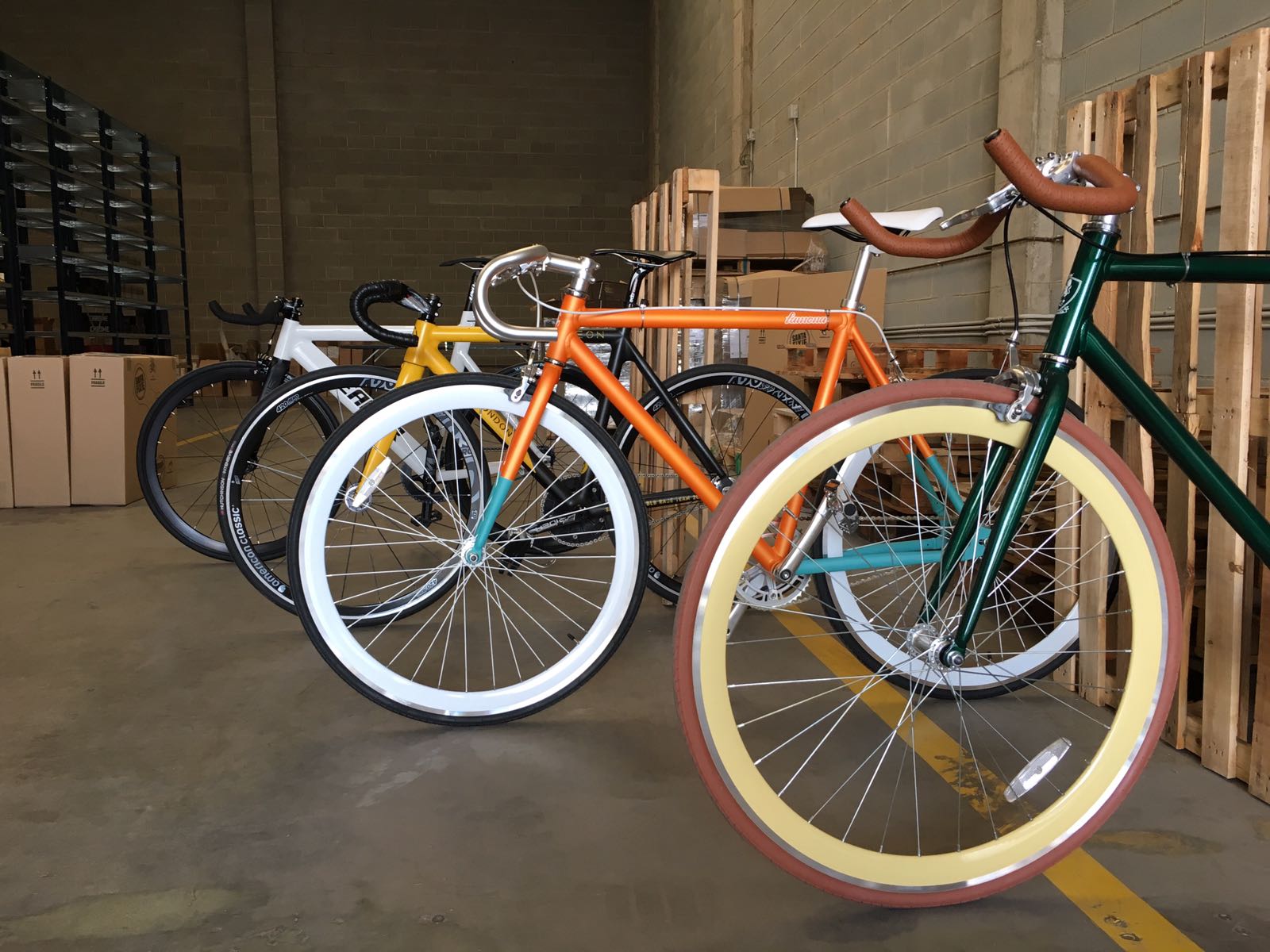 Santafixie, fixed-gear ecommerce