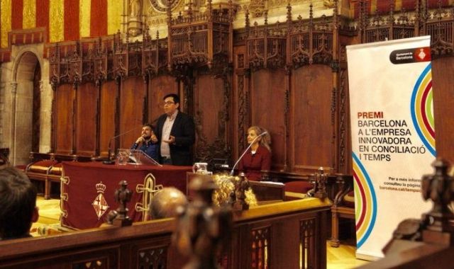 Pisarello, durant el lliurament del premi atorgat per l'Ajuntament de Barcelona | Cedida