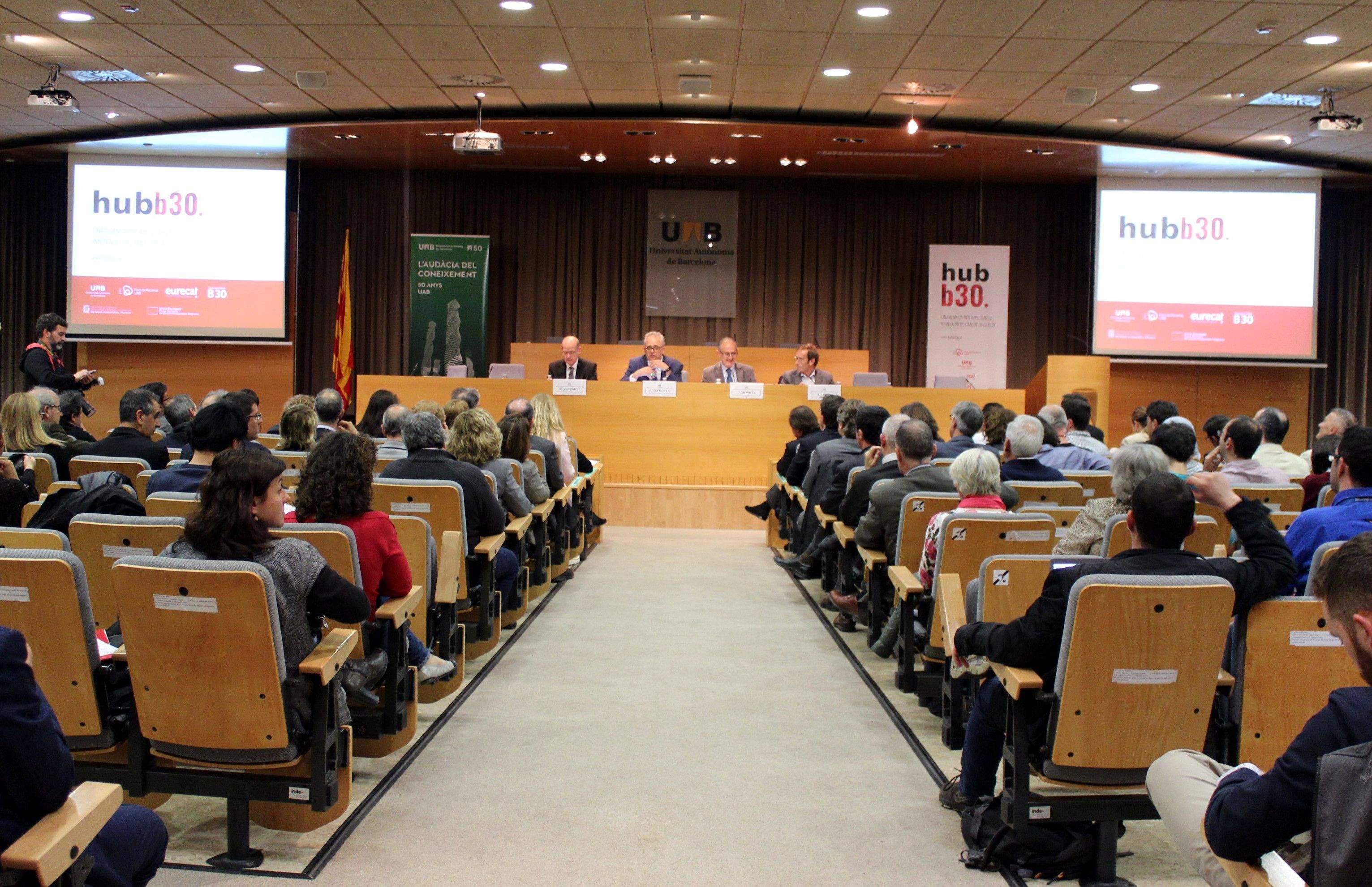 Pla general de l'acte de presentació de la plataforma Hub b30 que s'ha dut a terme a la UAB | ACN