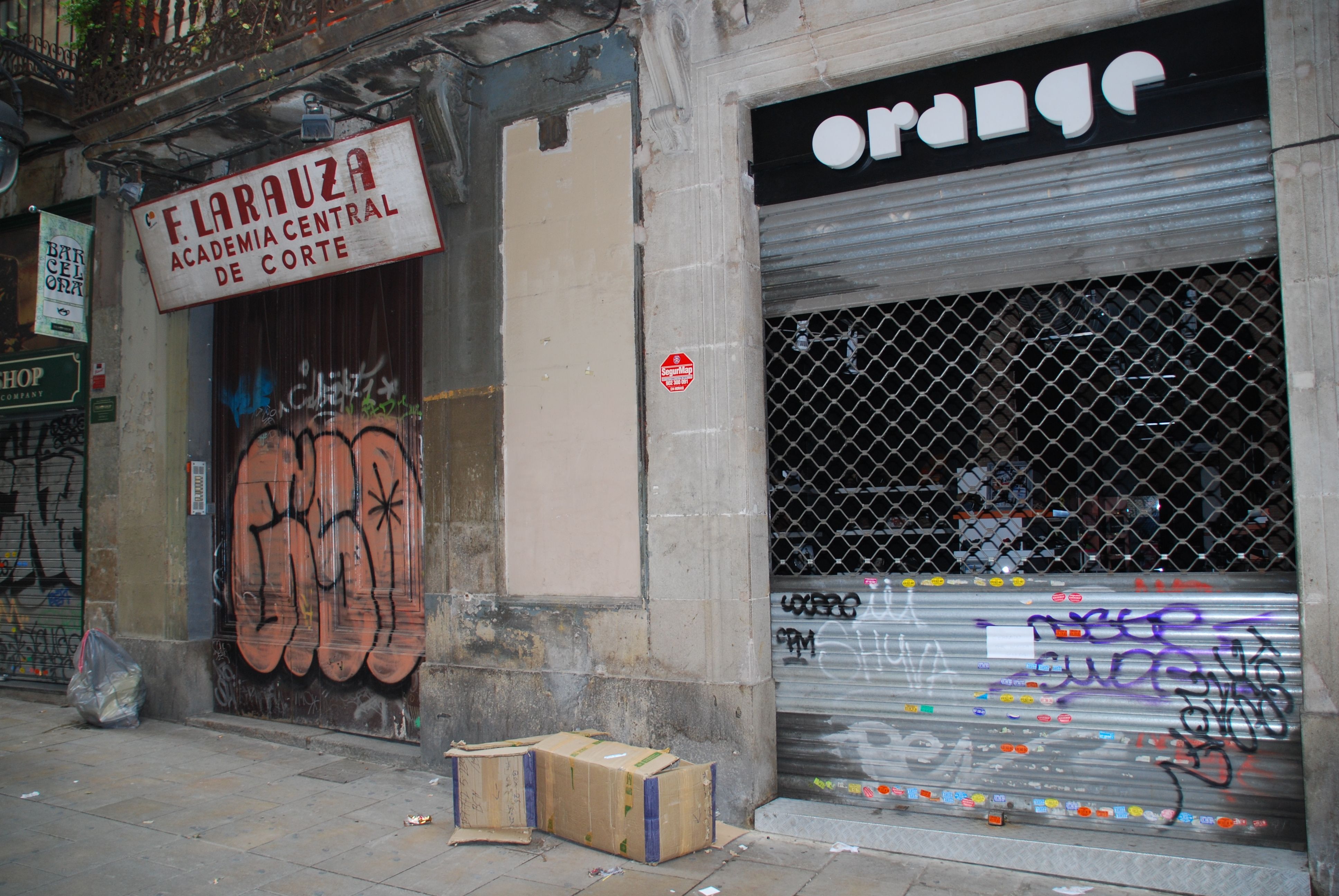Les ajudes volen animar l'obertura de comerços als barris perifèrics | ACN Les ajudes volen animar l'obertura de comerços als barris perifèrics | ACN
