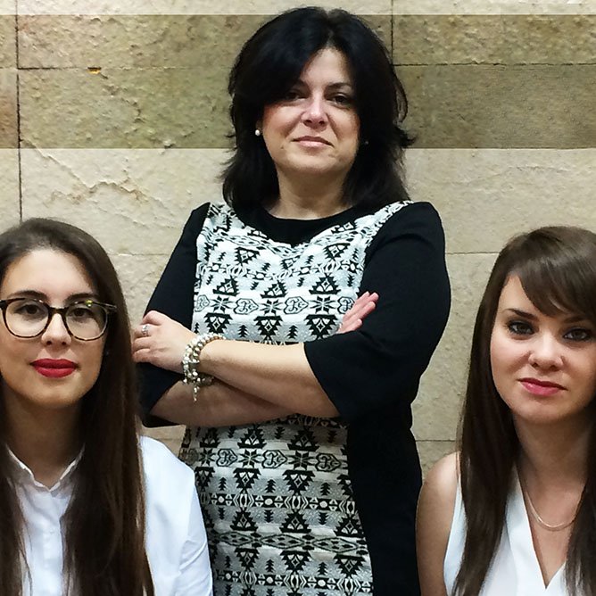 Sílvia Salvadó, fundadora de Time & Glam, y su equipo