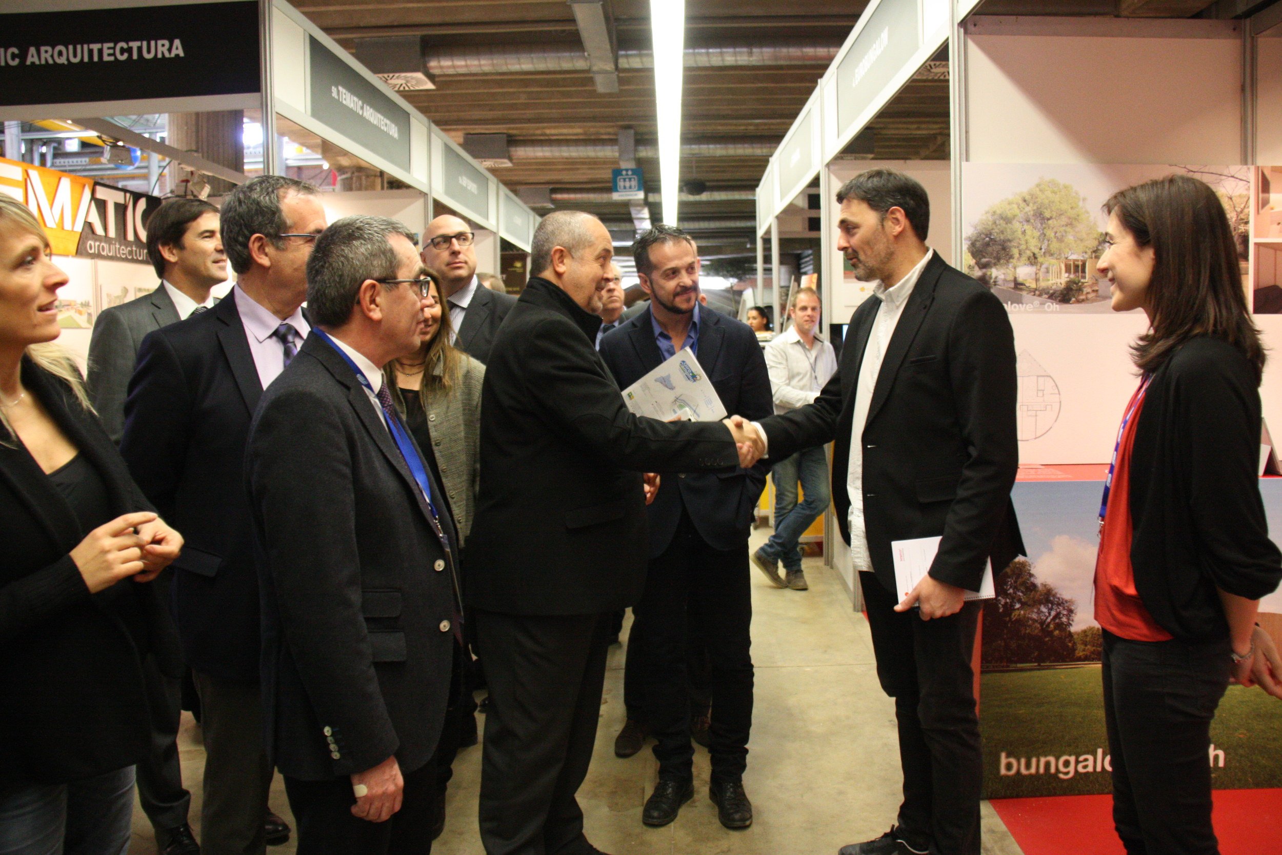 El conseller Puig durant un instant durant la inauguració de la 3era edició del Girocamping. (Horitzontal)