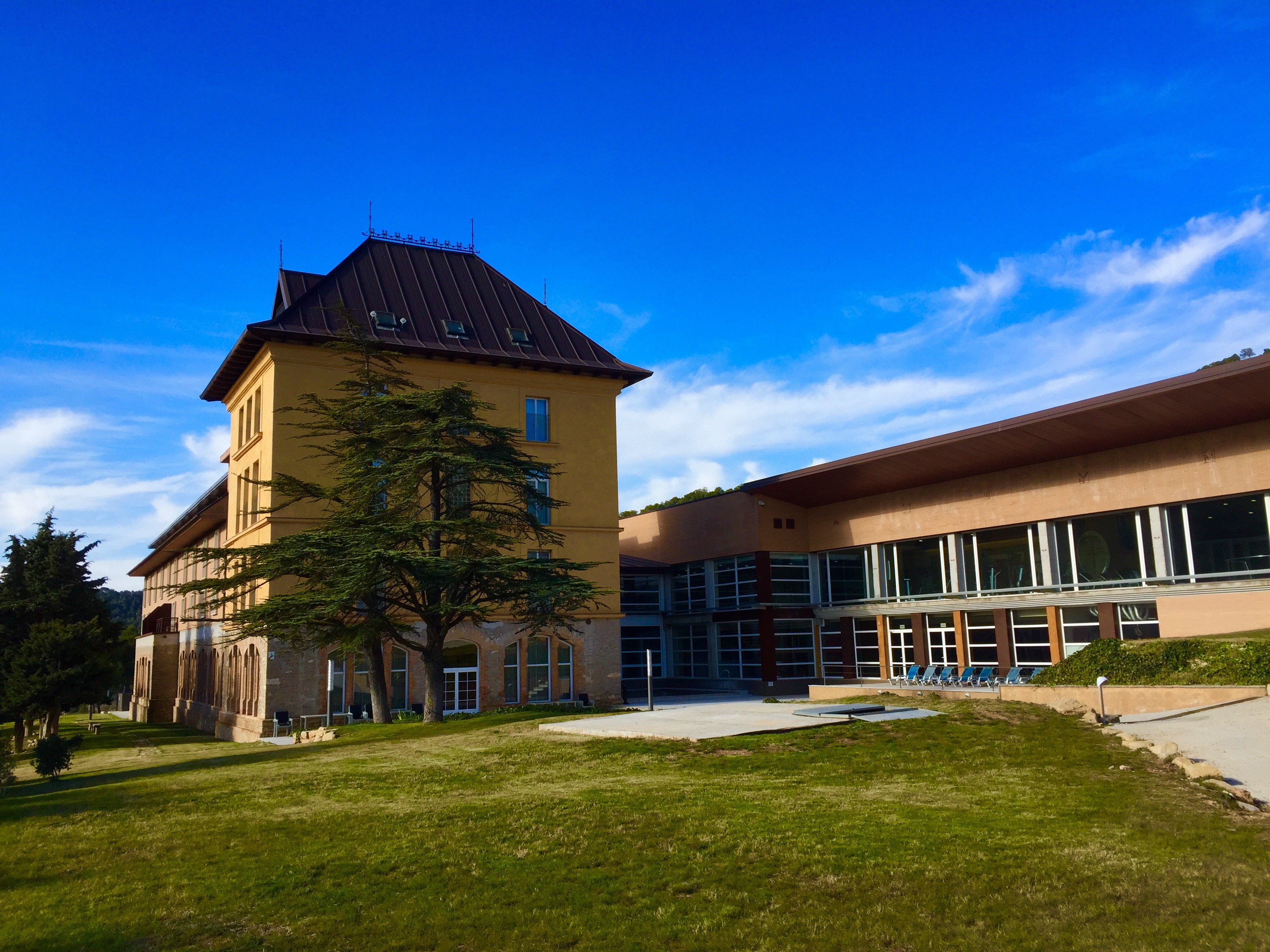 L'hotel és en una zona de gran bellesa natural, idònia per practicar el senderisme L'hotel és en una zona de gran bellesa natural, idònia per practicar el senderisme