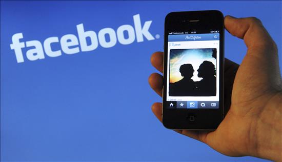 Hacer transferencias será tan fácil como hacer un clic desde la plataforma de Facebook Hacer transferencias será tan fácil como hacer un clic desde la plataforma de Facebook