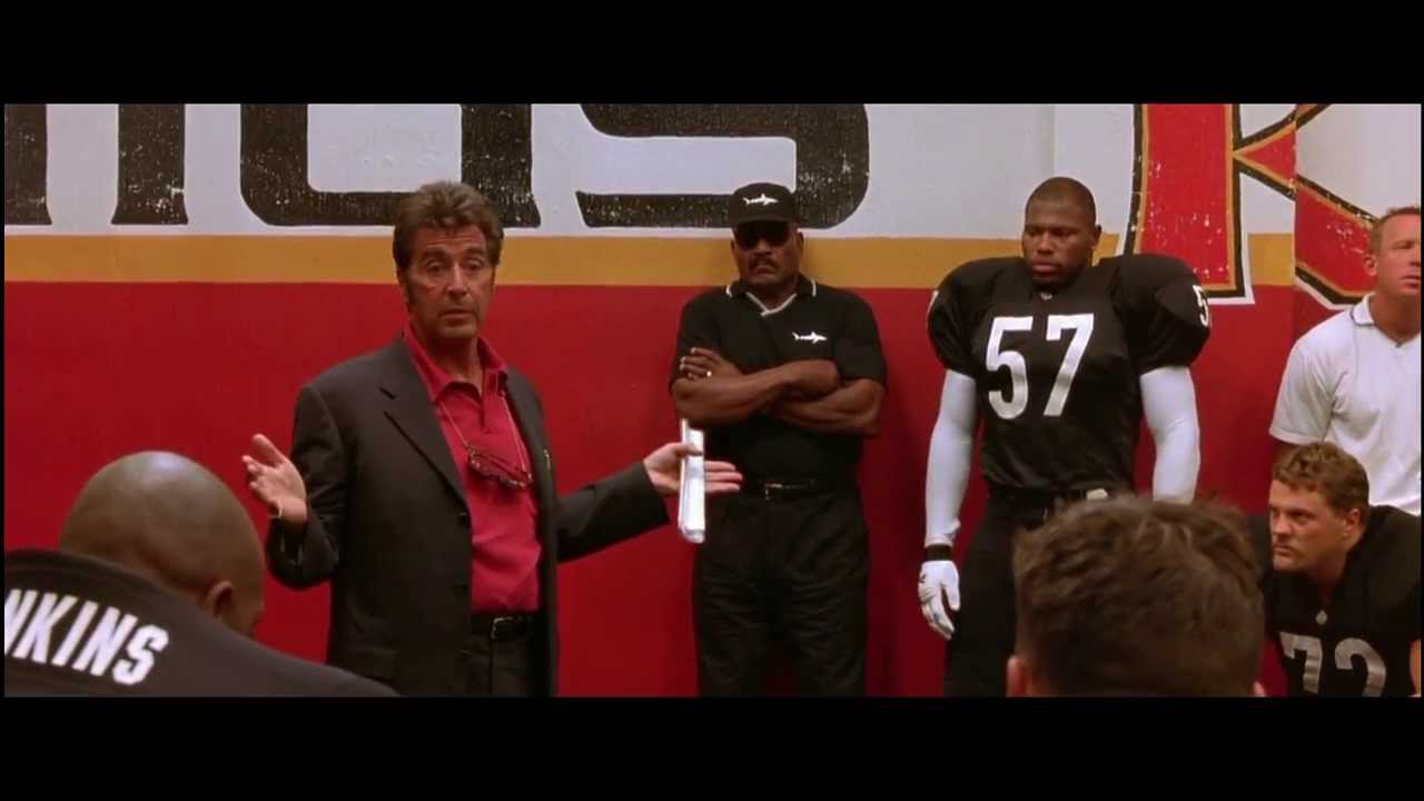 Al Pacino fa el paper de l'entrenador D'Amato, qui ha d'animar l'equip