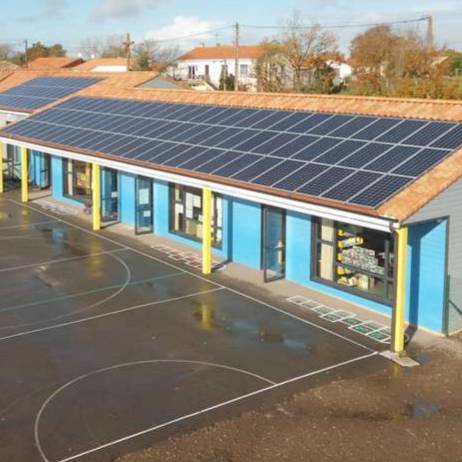AECA Group ha aplicat l'energia fotovoltaica en diverses escoles