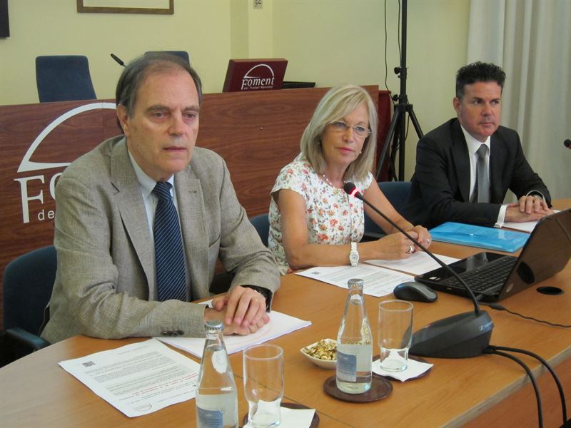 J.Pujol, M.Ángeles Tejada i J.Ibars 