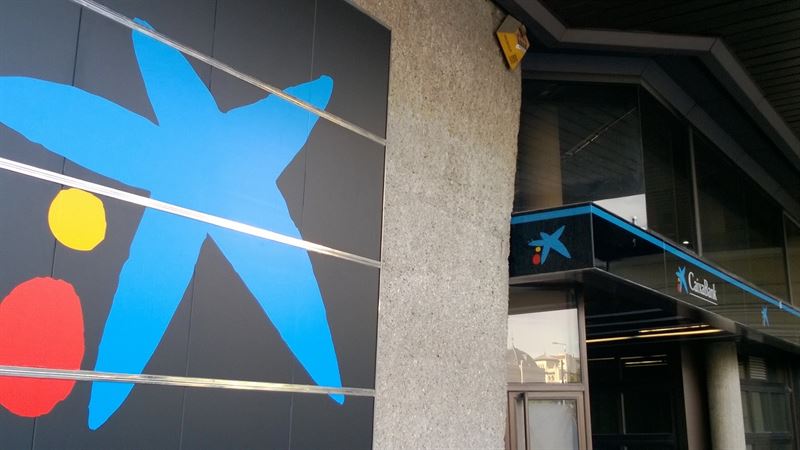 Una de les oficines de CaixaBank Una de les oficines de CaixaBank