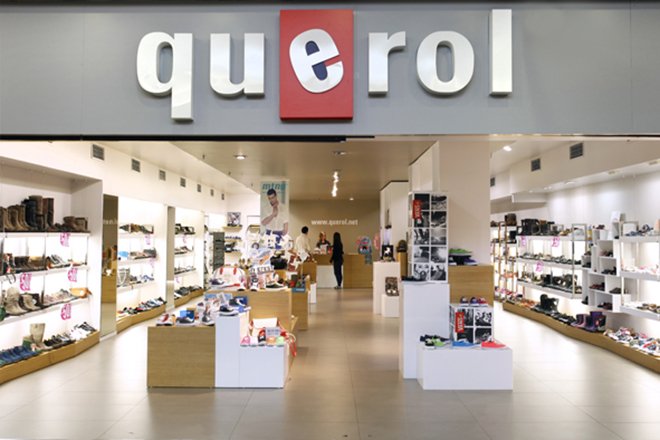 Una de les botigues de Querol a Glòries Una de les botigues de Querol a Glòries