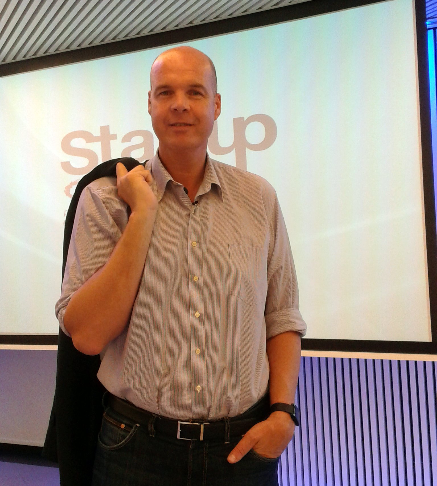 L'exjugador de bàsquet, Ferran Martínez, és el responsable de la unitat Sports & New Business d'Andbank L'exjugador de bàsquet, Ferran Martínez, és el responsable de la unitat Sports & New Business d'Andbank