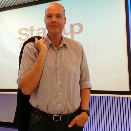 The former basketball player, Ferran Martínez, is head of the Sports & New Business unit of Andbank. The former basketball player, Ferran Martínez, is head of the Sports & New Business unit of Andbank.