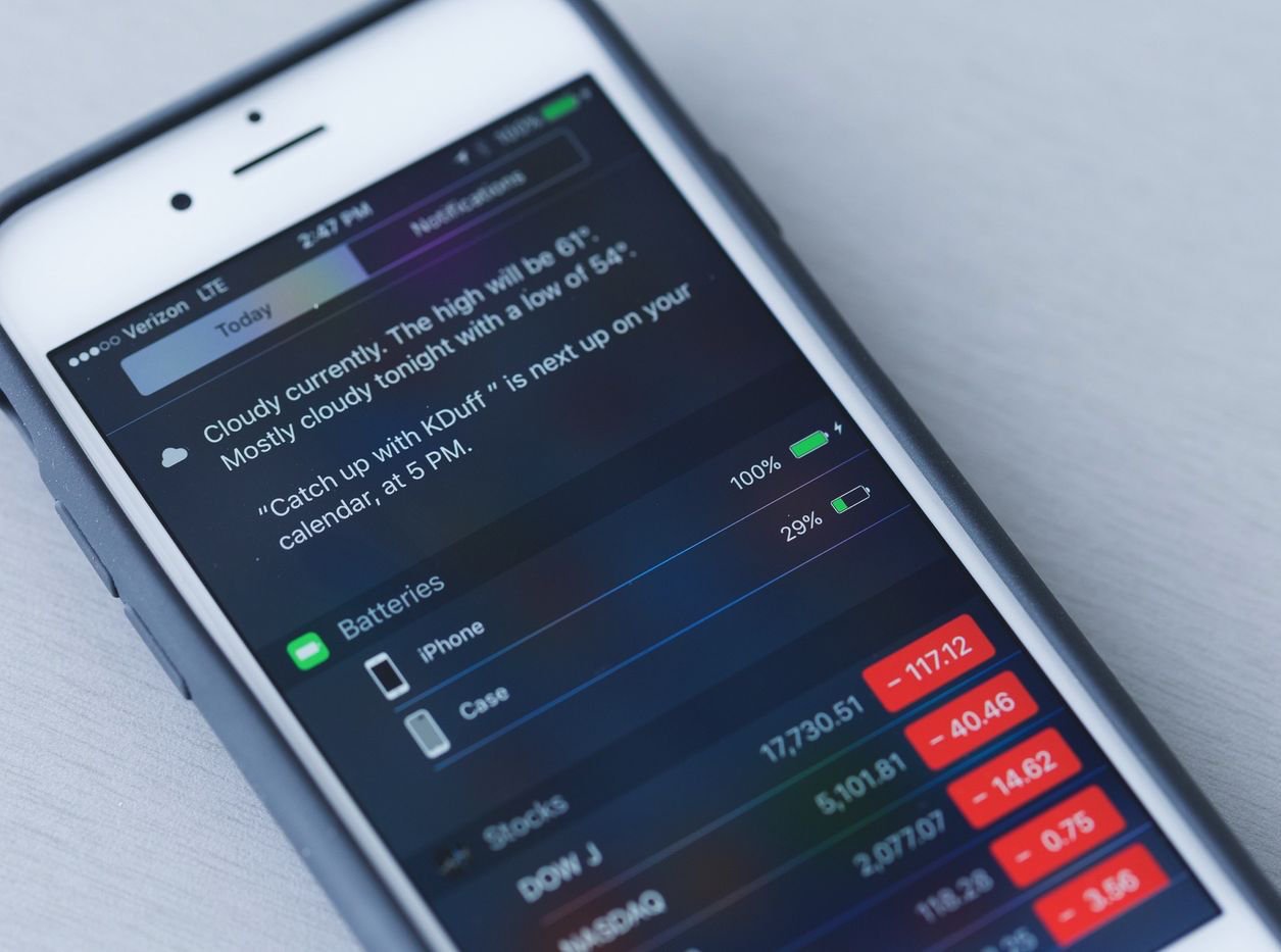 La funda está diseñada porque no incremente demasiado el grueso del teléfono La funda está diseñada porque no incremente demasiado el grueso del teléfono