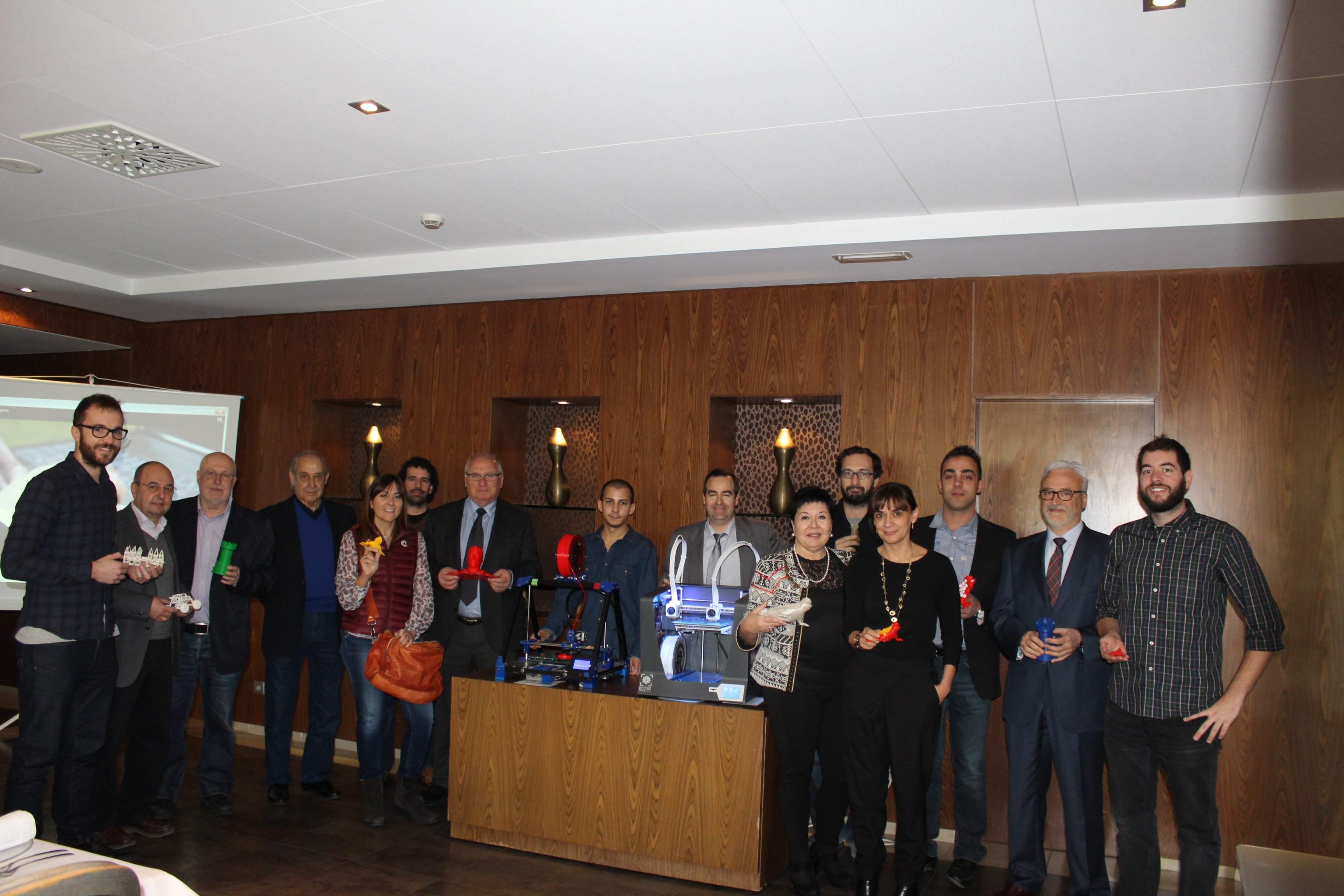 Empresaris gironins durant la jornada dedicada a la impressió 3D