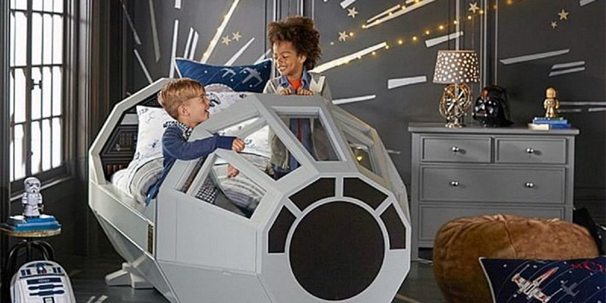 La mayoría de las tiendas tienen su propia sección para el merchandising de la saga de Star Wars La mayoría de las tiendas tienen su propia sección para el merchandising de la saga de Star Wars