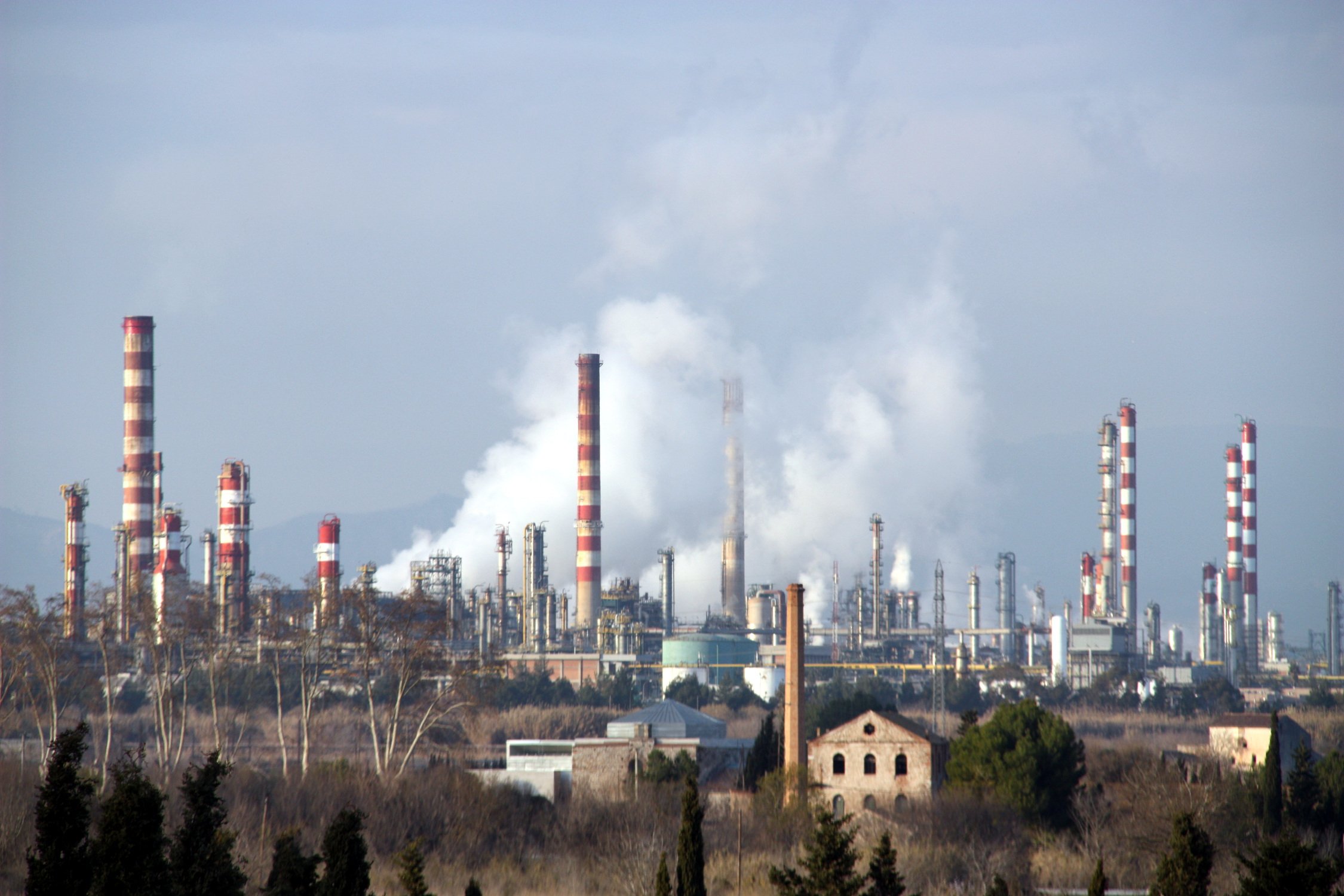 El sector químic baixa la seva producció